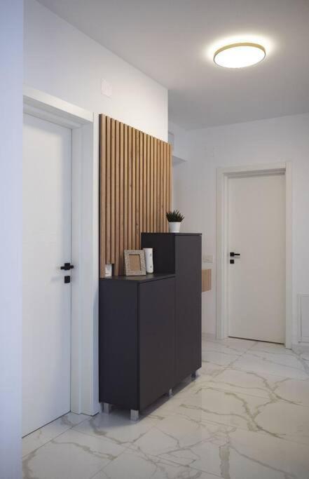 Eliza'S Apartment By Oasis Homes Nagyvárad Kültér fotó