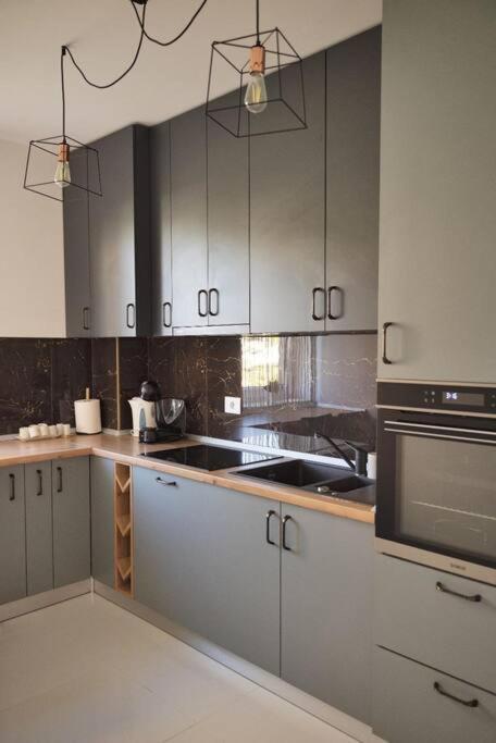 Eliza'S Apartment By Oasis Homes Nagyvárad Kültér fotó